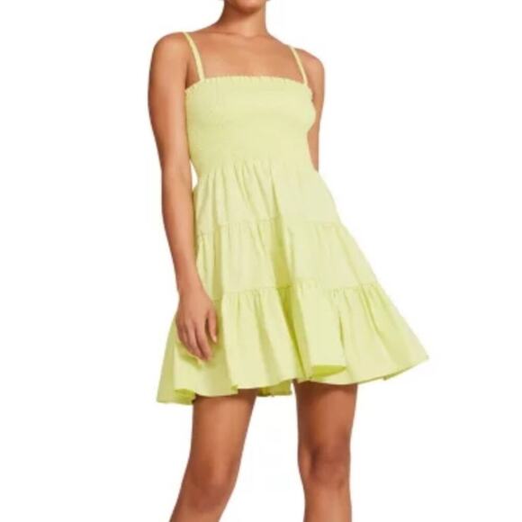 Steve Madden Women's Bright Yellow Smocked Mini Dress Size XL. NEW - Picture 1 of 9